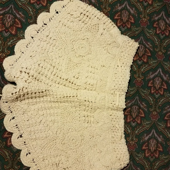 Shorts - Picture 2 of 3